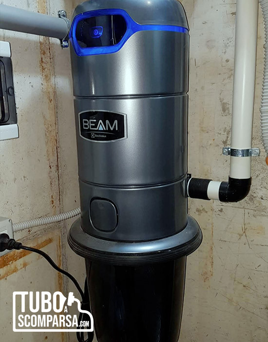 Aspirapolvere centralizzato Beam ElectroluxAlliance 625SB con display led, computer a bordo, connesso a impianto con tubo a scomparsa retrattile